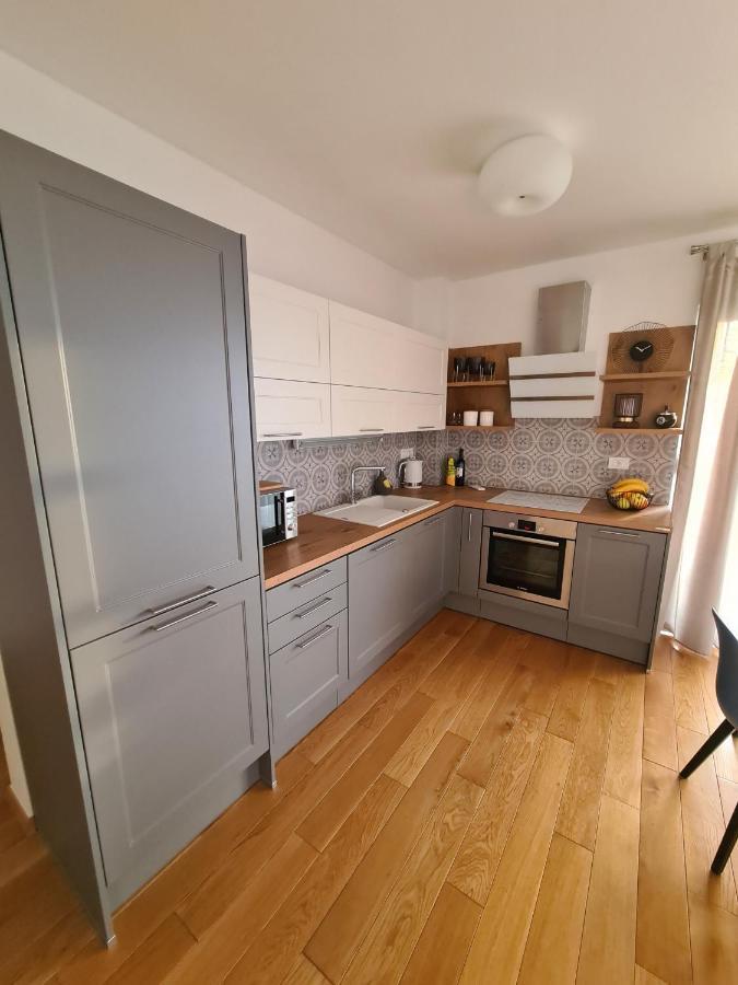 Mariposa Makarska 83M2 New Apartment With Garage Εξωτερικό φωτογραφία